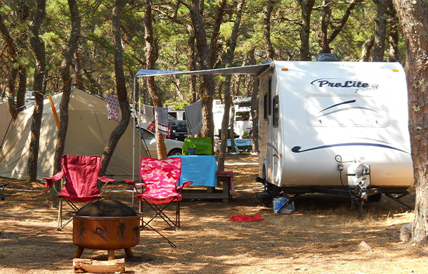 Full hookup W/E/S campsite at Adventure Bound Cape Cod Horton's area
